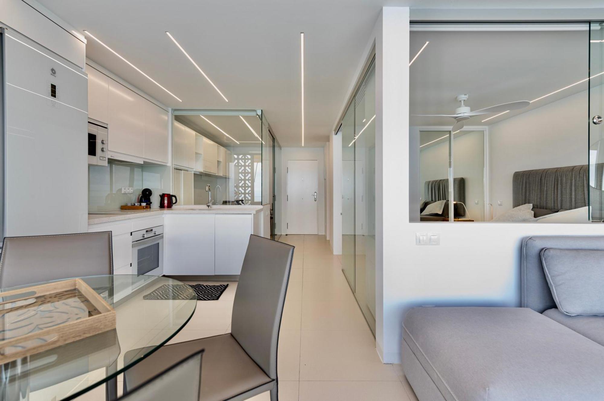 Brand New - Glass Apt - Ocean Views باتالاباكا المظهر الخارجي الصورة