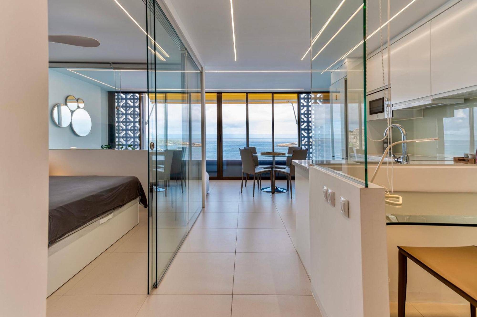 Brand New - Glass Apt - Ocean Views باتالاباكا المظهر الخارجي الصورة