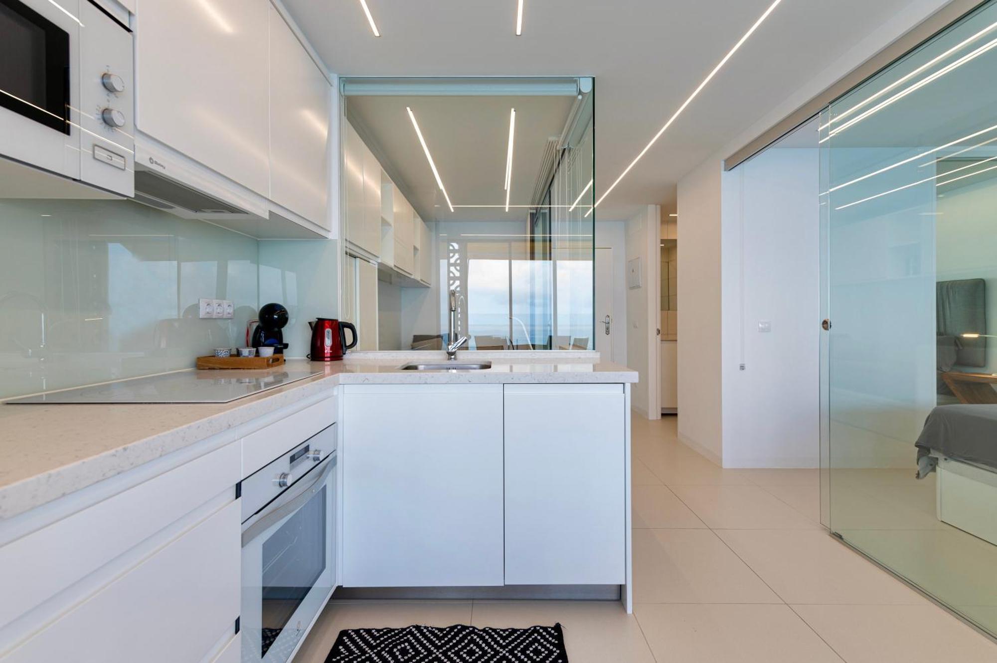 Brand New - Glass Apt - Ocean Views باتالاباكا المظهر الخارجي الصورة