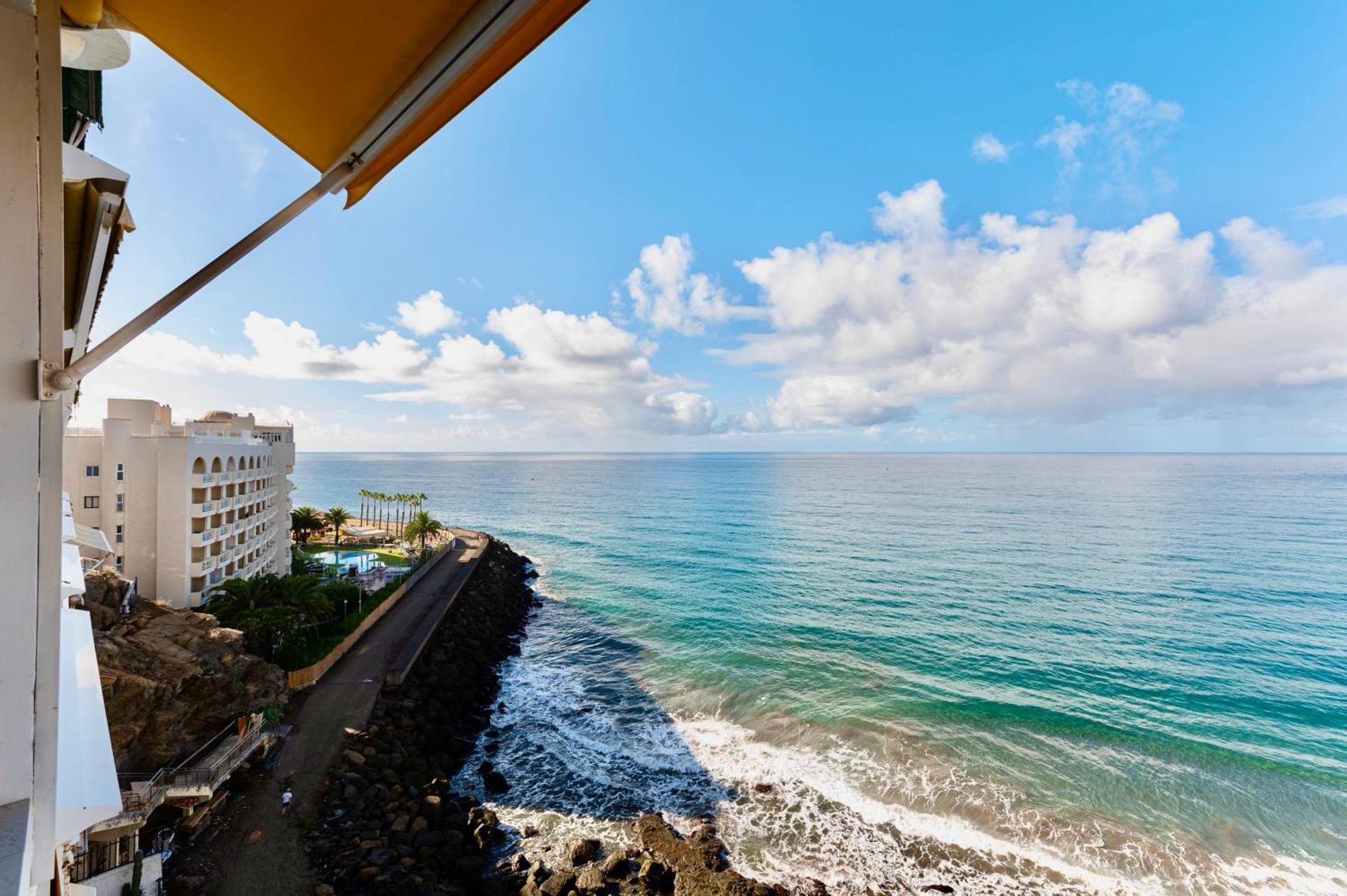 Brand New - Glass Apt - Ocean Views باتالاباكا المظهر الخارجي الصورة