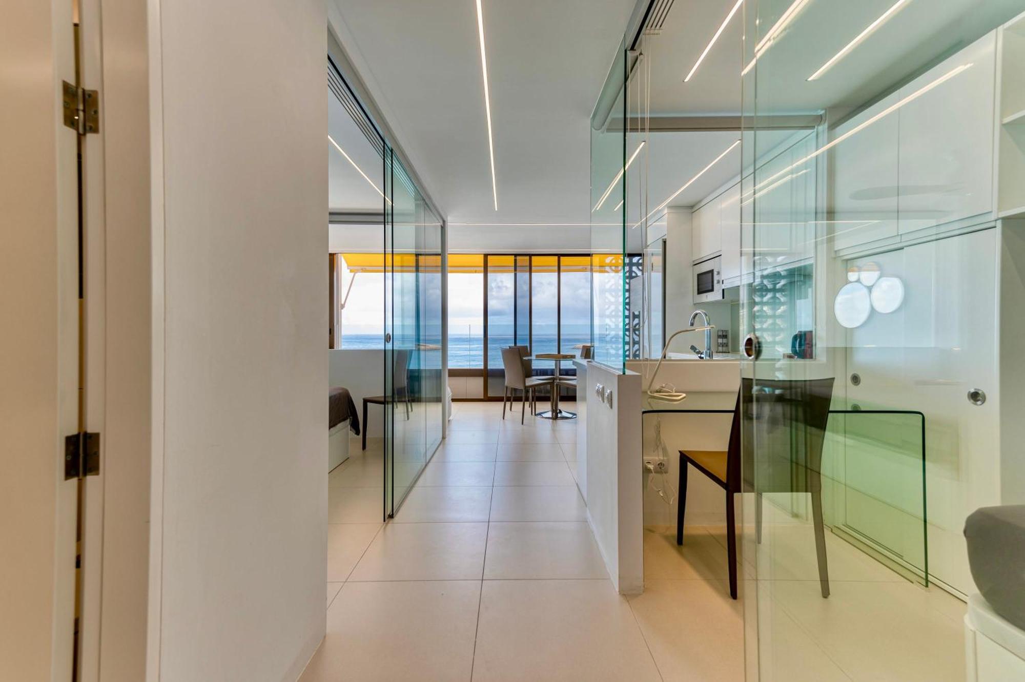 Brand New - Glass Apt - Ocean Views باتالاباكا المظهر الخارجي الصورة